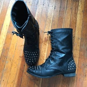 Spike booties